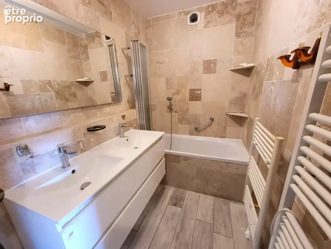 Appartement Centre Alès - 4 pièces - 78.54 m² - photo 7