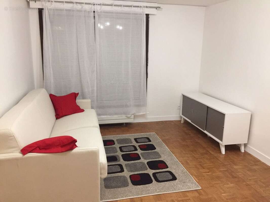 Appartement à SURESNES