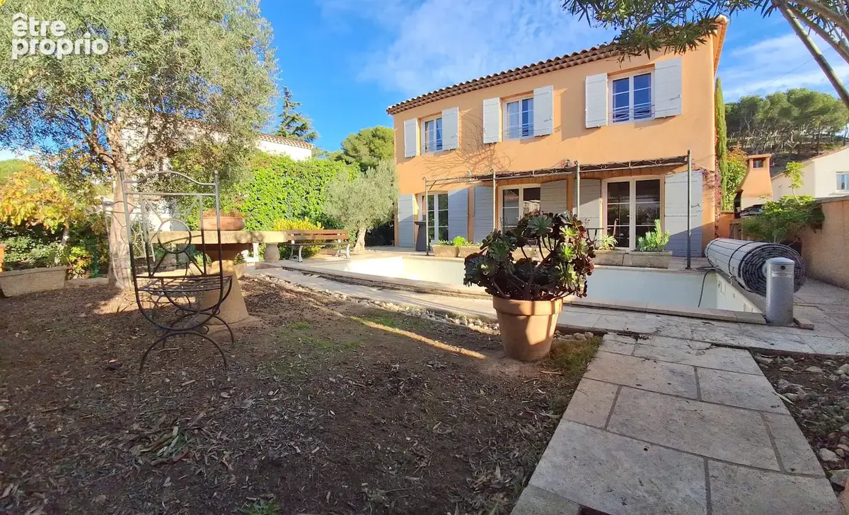 Villa Type 6 plein sud avec  Piscine et Garage - photo 18
