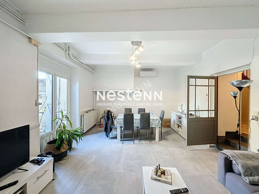 Appartement à SEISSAN