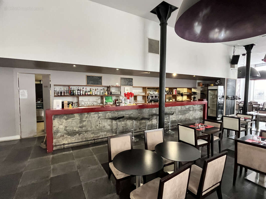 Commerce à MARSEILLE-2E