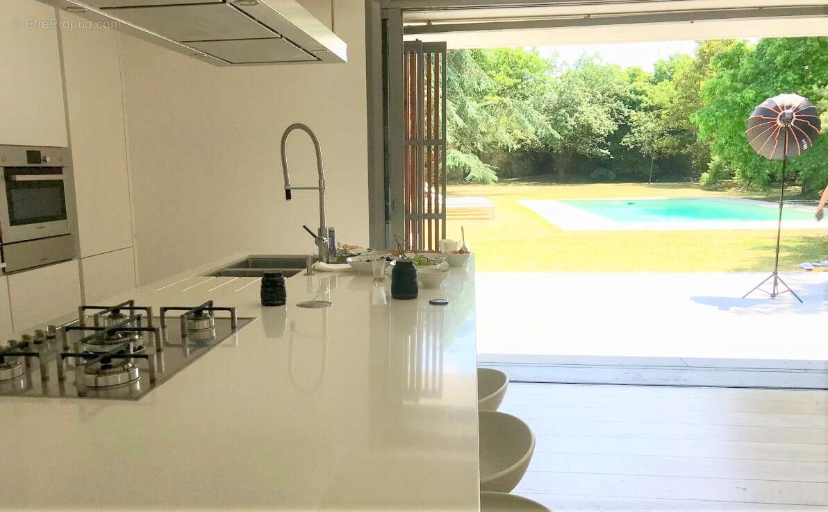 Propriété à vendre avec piscine - photo 5