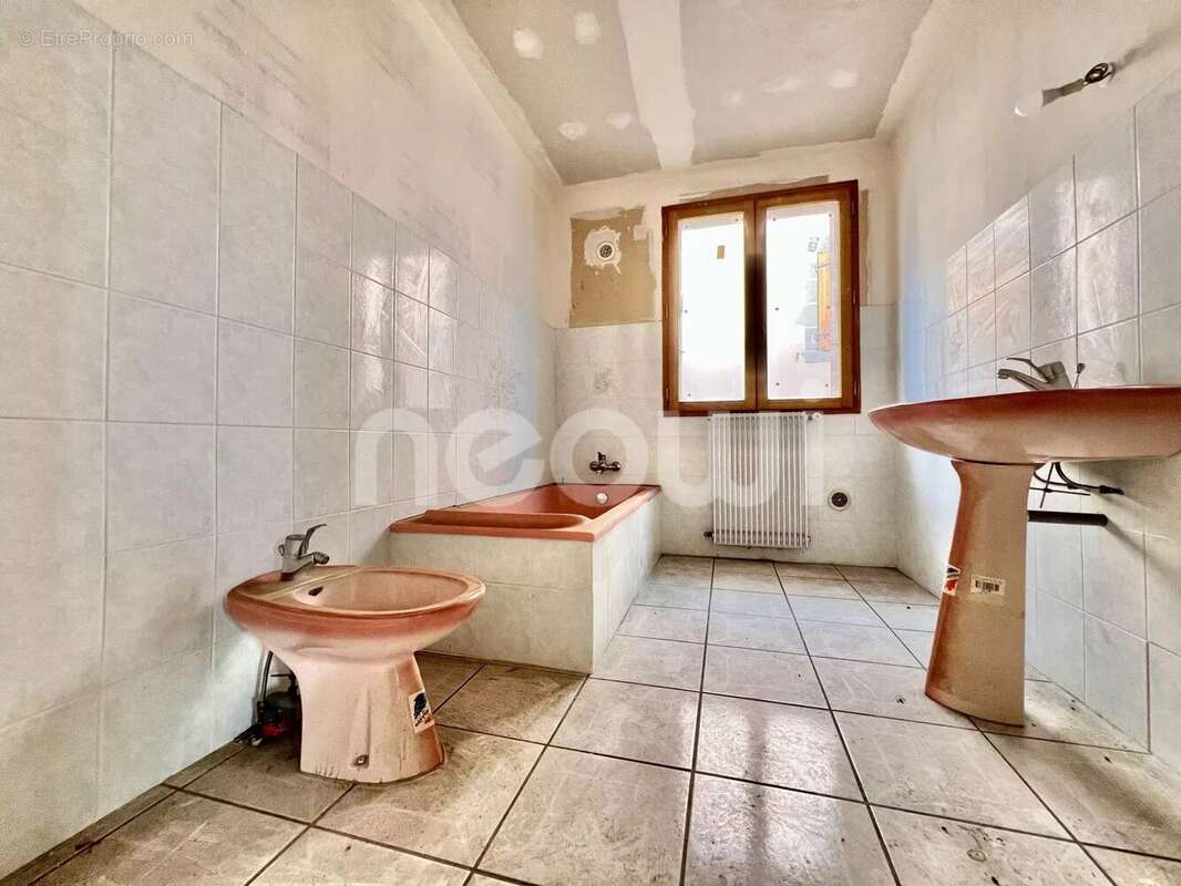 Maison à CHATEAUGAY