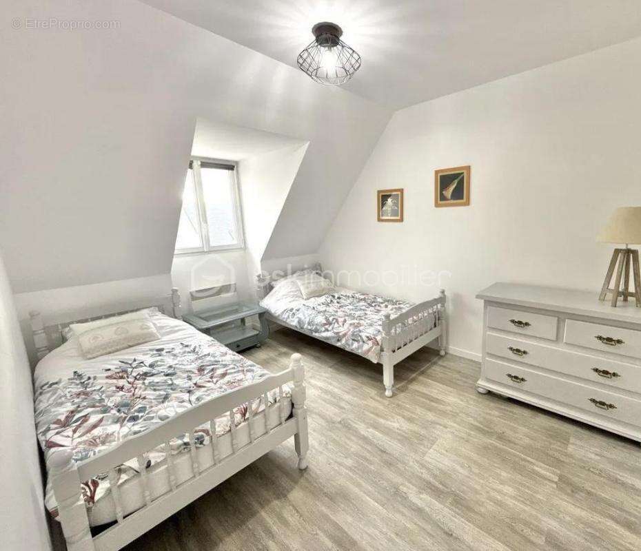 Maison à MONTIVILLIERS