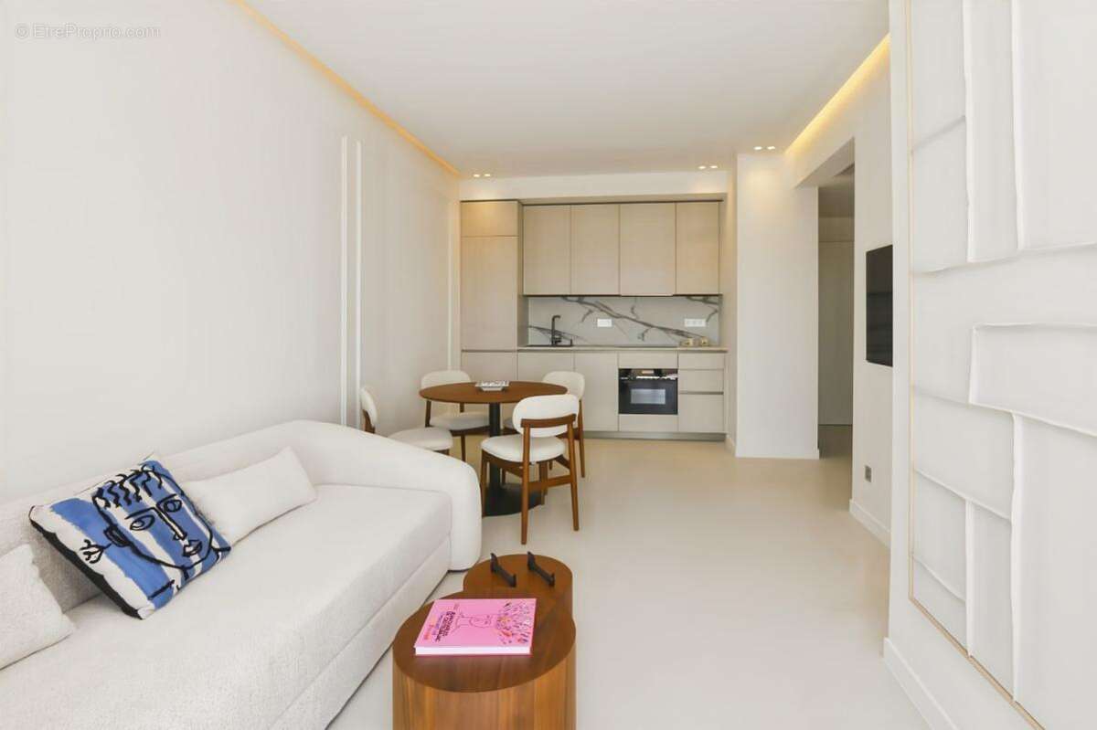 NICE Carré d'or 2P Dernier Etage Terrasse - photo 7