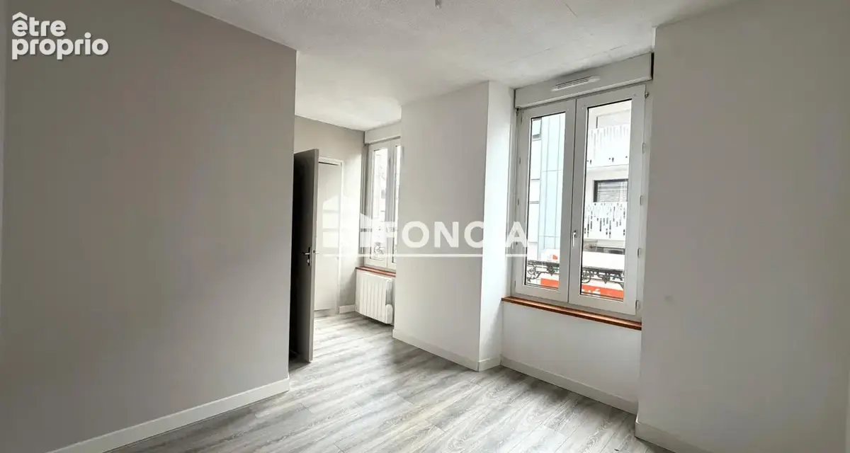 Appartement t2 + cave - centre ville de vannes - photo 5