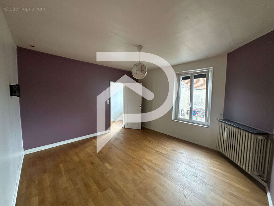 Appartement à GARANCIERES