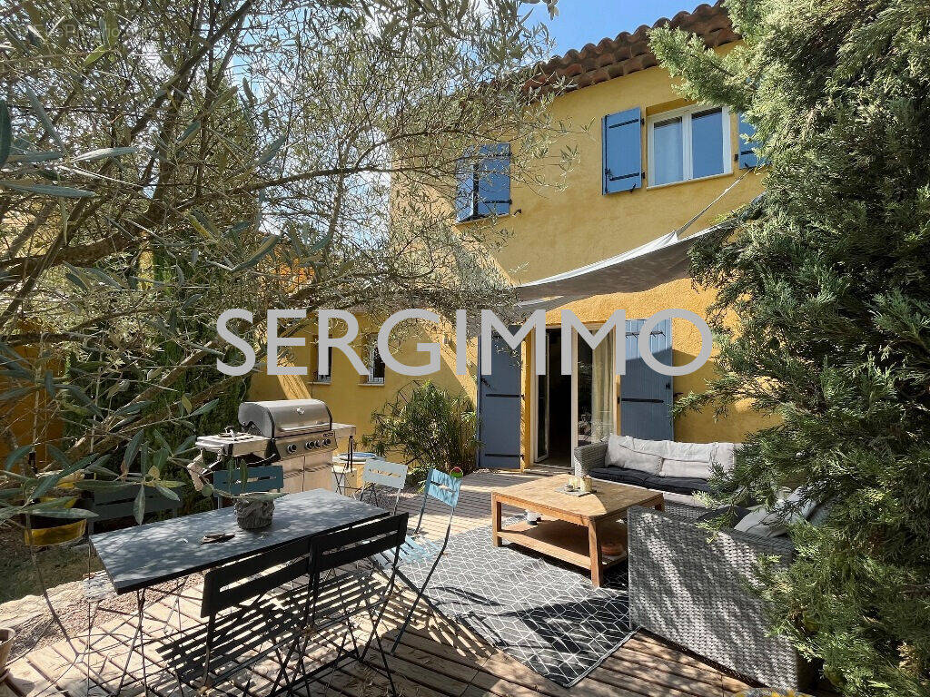 Maison à MONTAUROUX