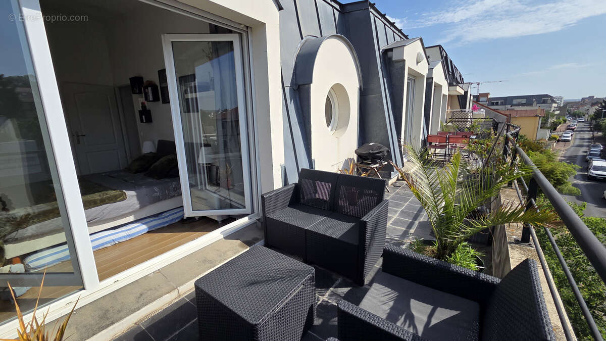 Appartement à NANTERRE