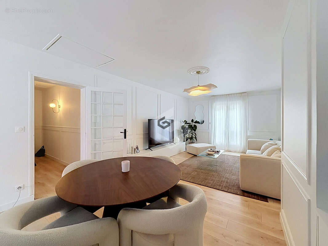 Appartement 87 m² à Reims  - photo 2