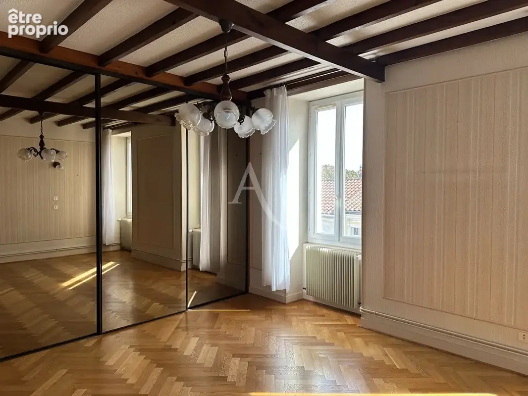 Grande maison familiale de 193.96 m2 avec piscine à Rochefort - photo 10