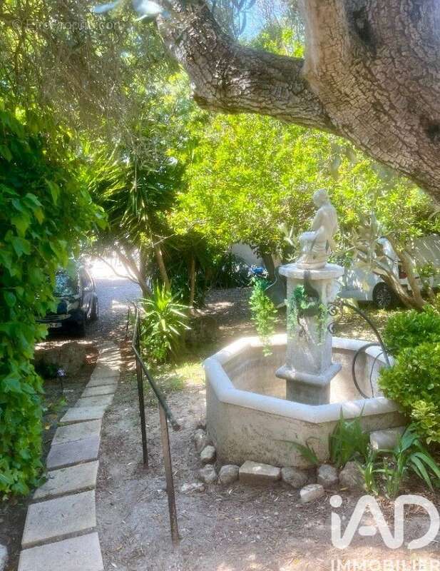 Photo 7 - Maison à ENSUES-LA-REDONNE