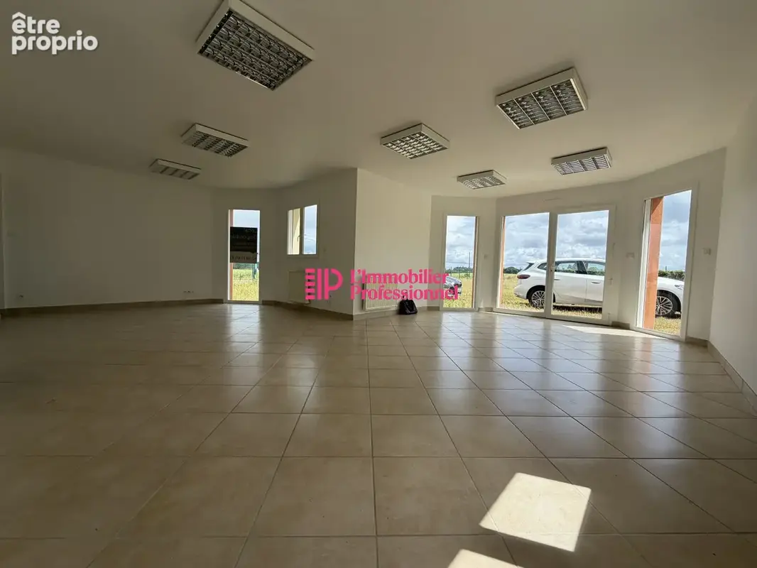 Commerce 340 m² à vendre à Languidic (56440) - photo 2