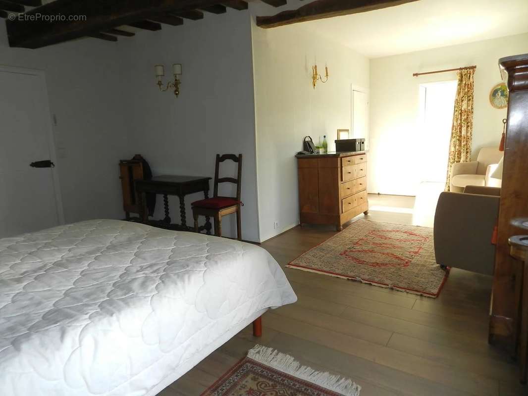 Maison à SAINT-PIERRE-SUR-DIVES