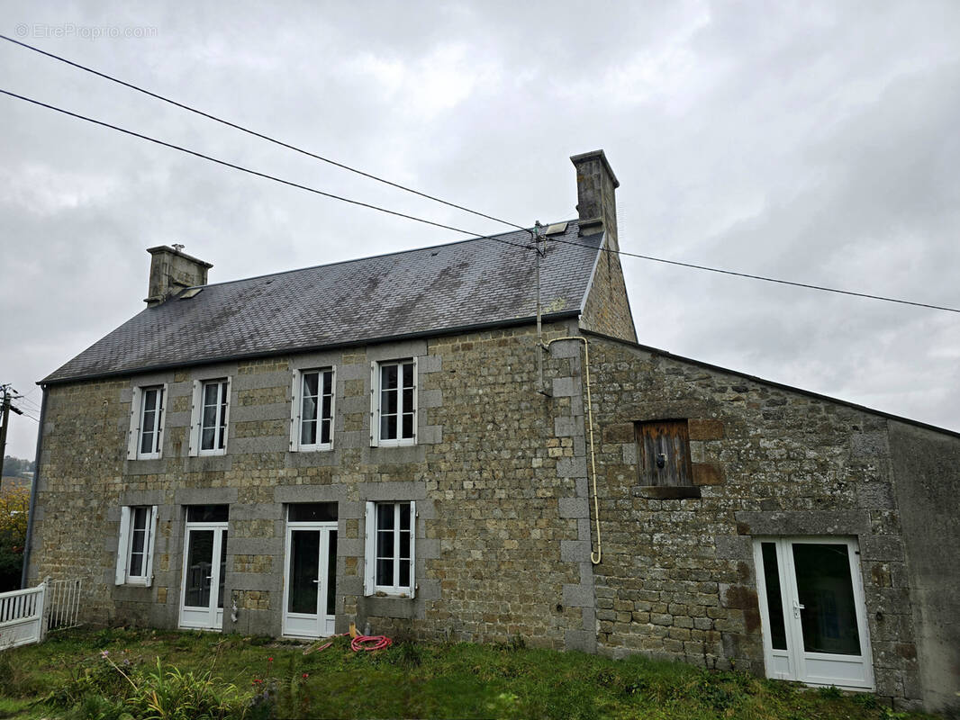 Maison à SOURDEVAL