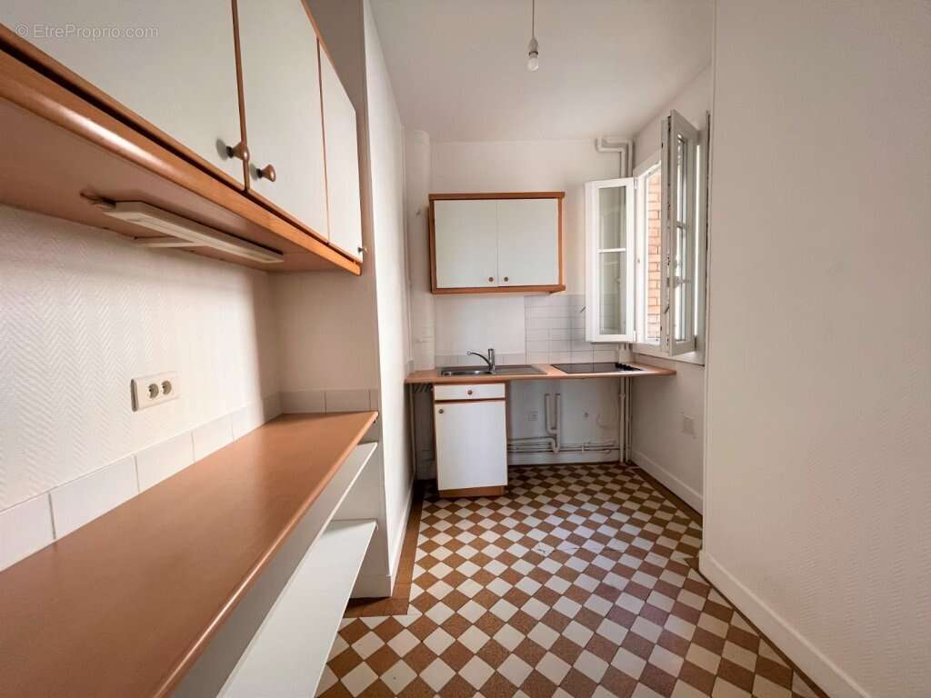Appartement à ASNIERES-SUR-SEINE
