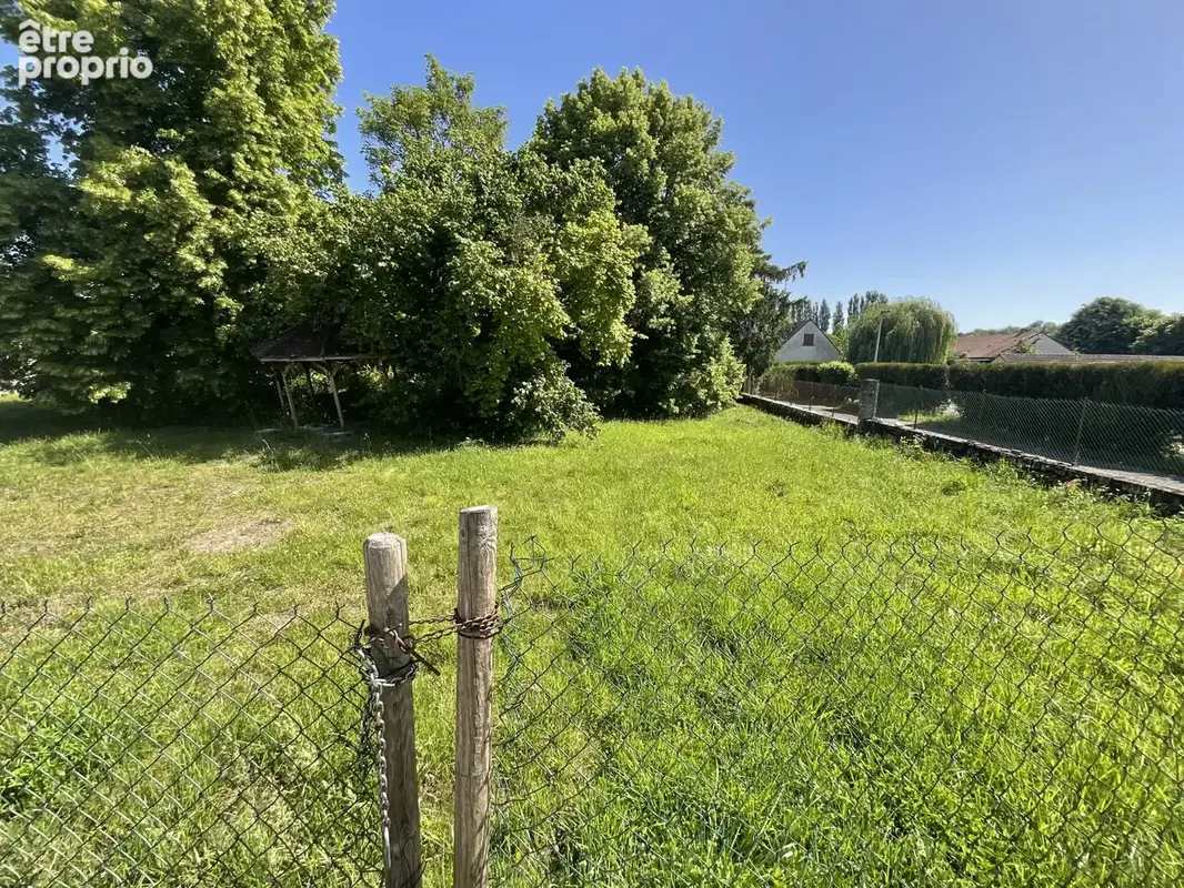 Terrain 700 m² à vendre à La Chapelle-Saint-Luc (10600) - photo 2