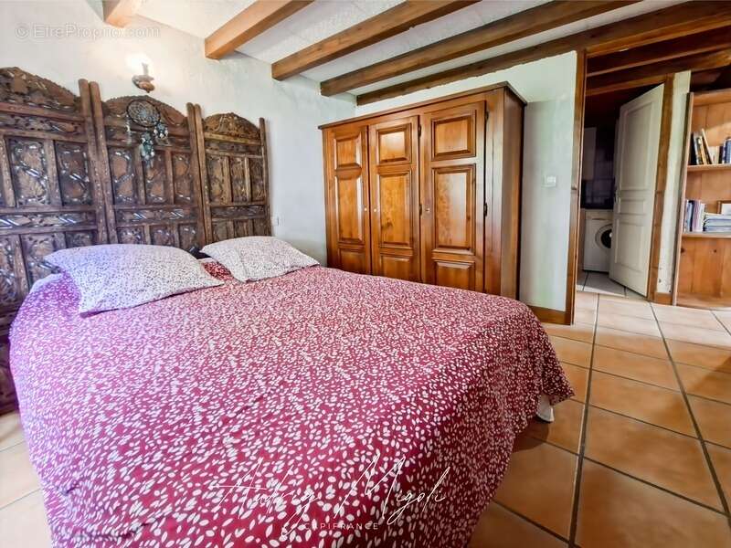 Maison à MONCLAR