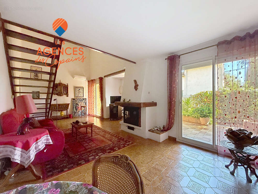 Six-fours-les-plages, le verger, villa t6 avec piscine, au calme, centre-ville  a pied - photo 11