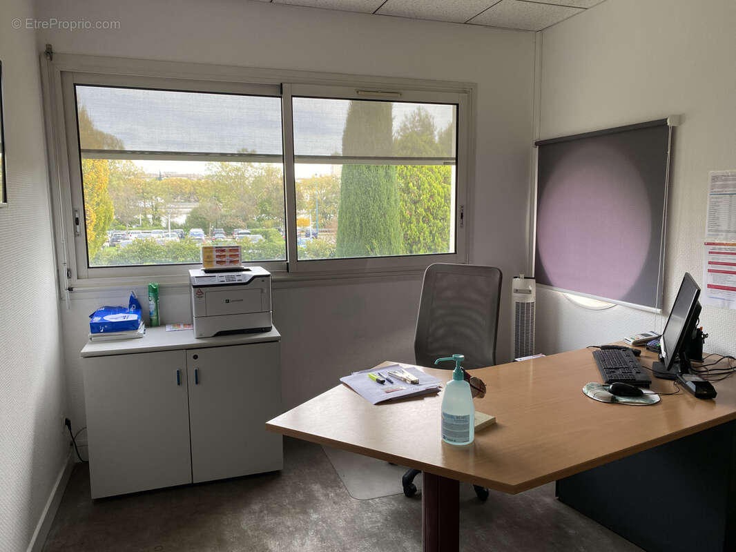 Commerce à GUILHERAND-GRANGES