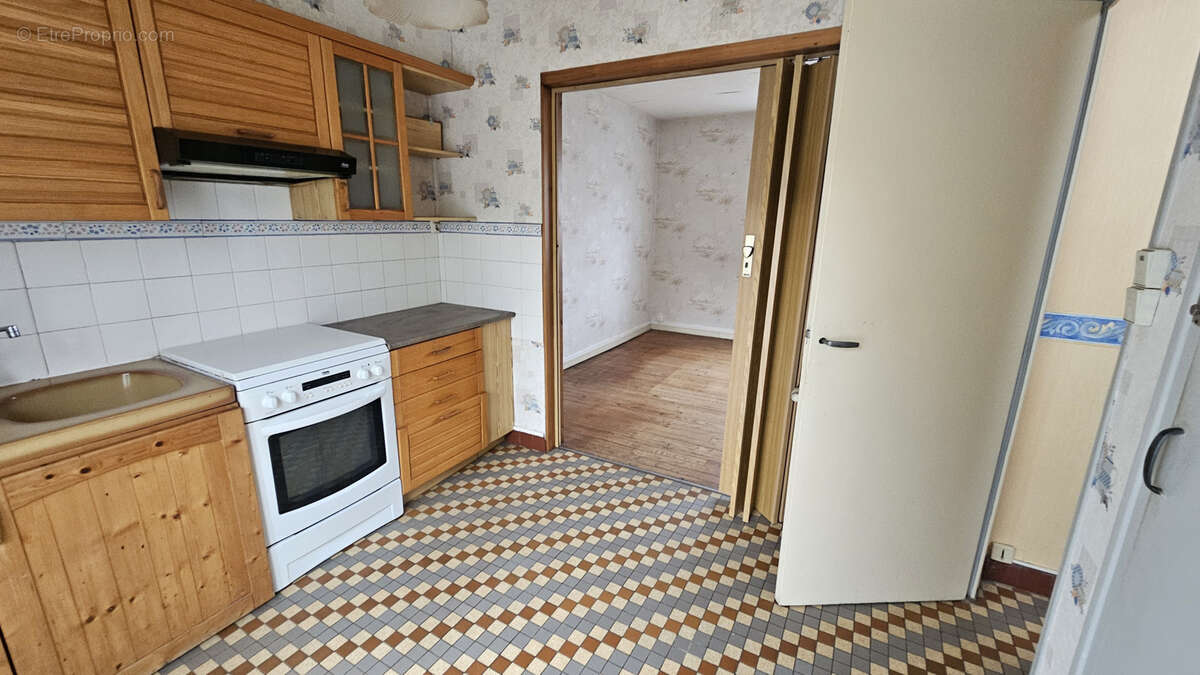 Maison à BELLAC