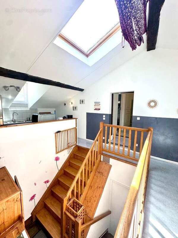   - Appartement à AX-LES-THERMES