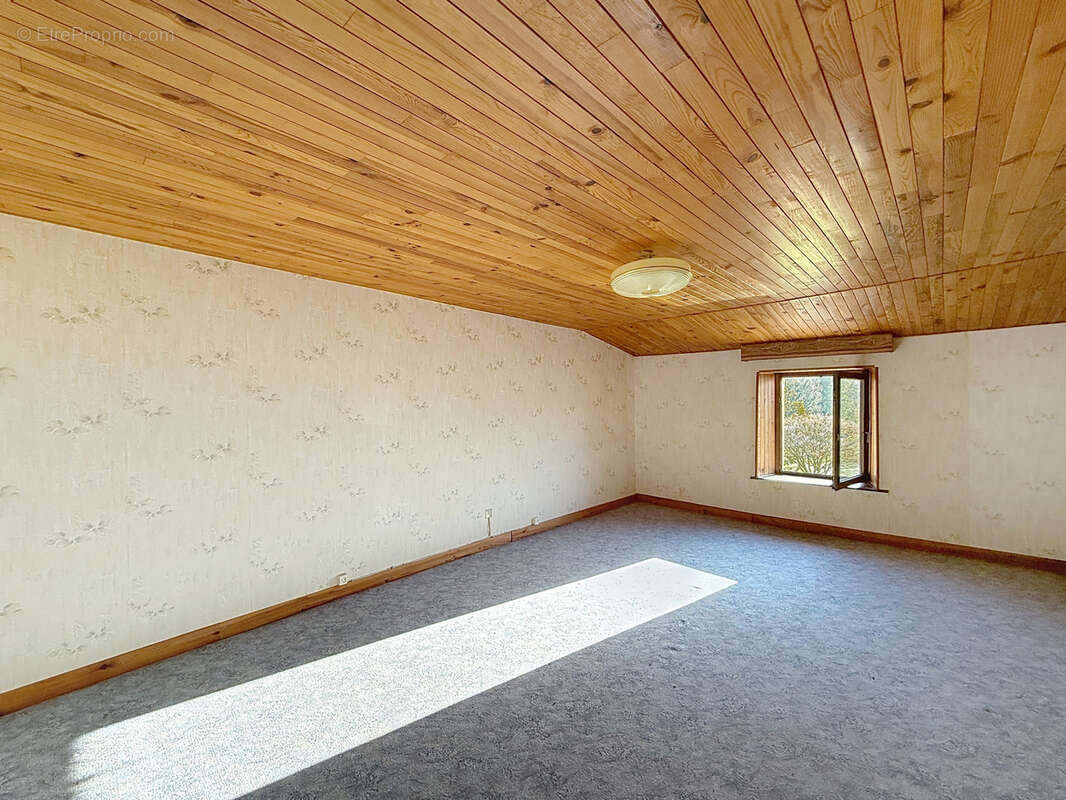 Maison à THIRAUCOURT