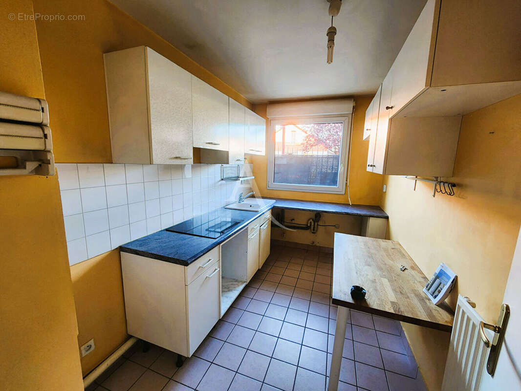 Appartement à FRESNES