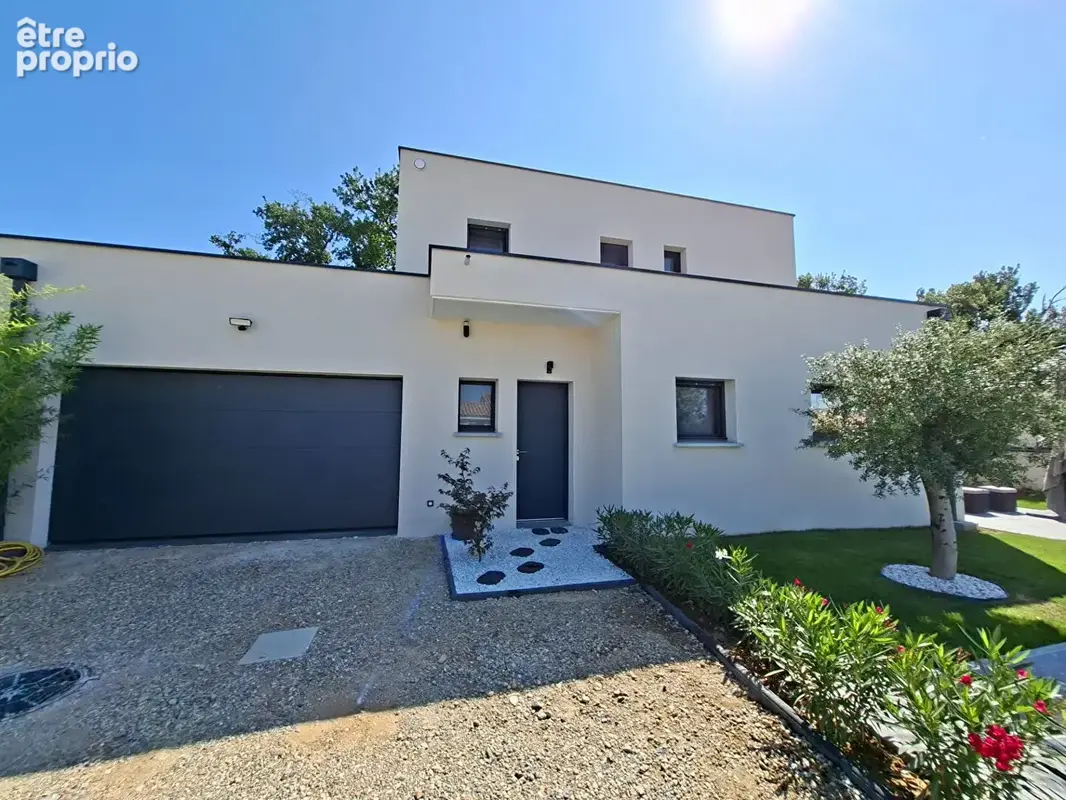MAISON CONTEMPORAINE RT2020 5 pièce(s) 136 m2 ur 580m² terrain ROMANS SUR ISERE 26100 - photo 16