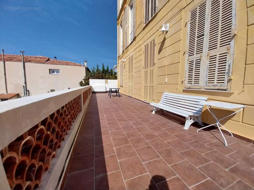 Appartement à MENTON