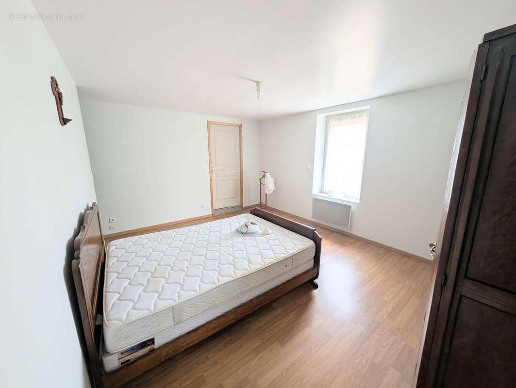 Maison à PERCY-EN-AUGE