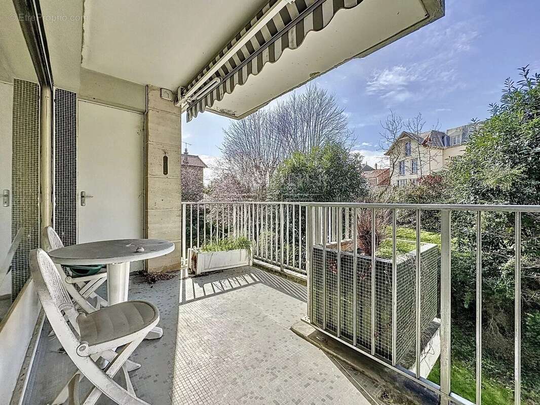 Appartement à GARCHES