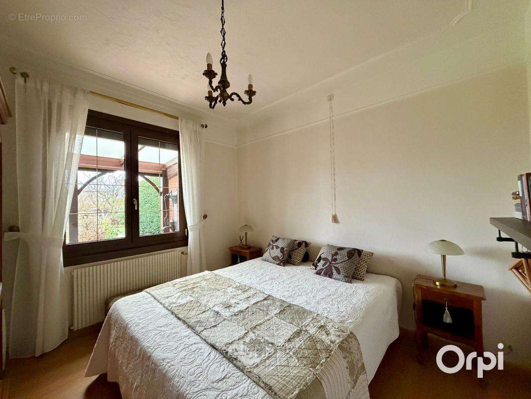 Maison à OYE-PLAGE