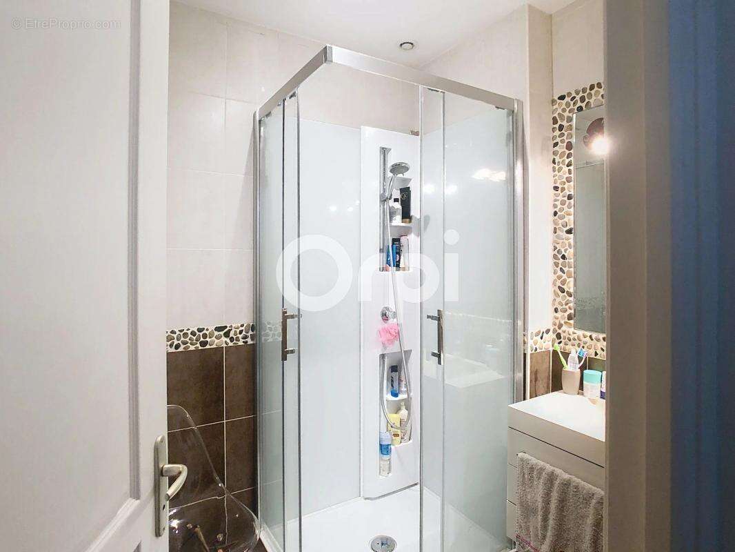 Appartement à TERRASSON-LAVILLEDIEU