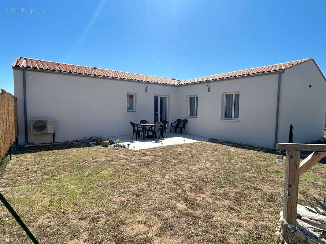 Charmante maison 3 pièces à vendre à Corme Ecluse - 298 000 - photo 11