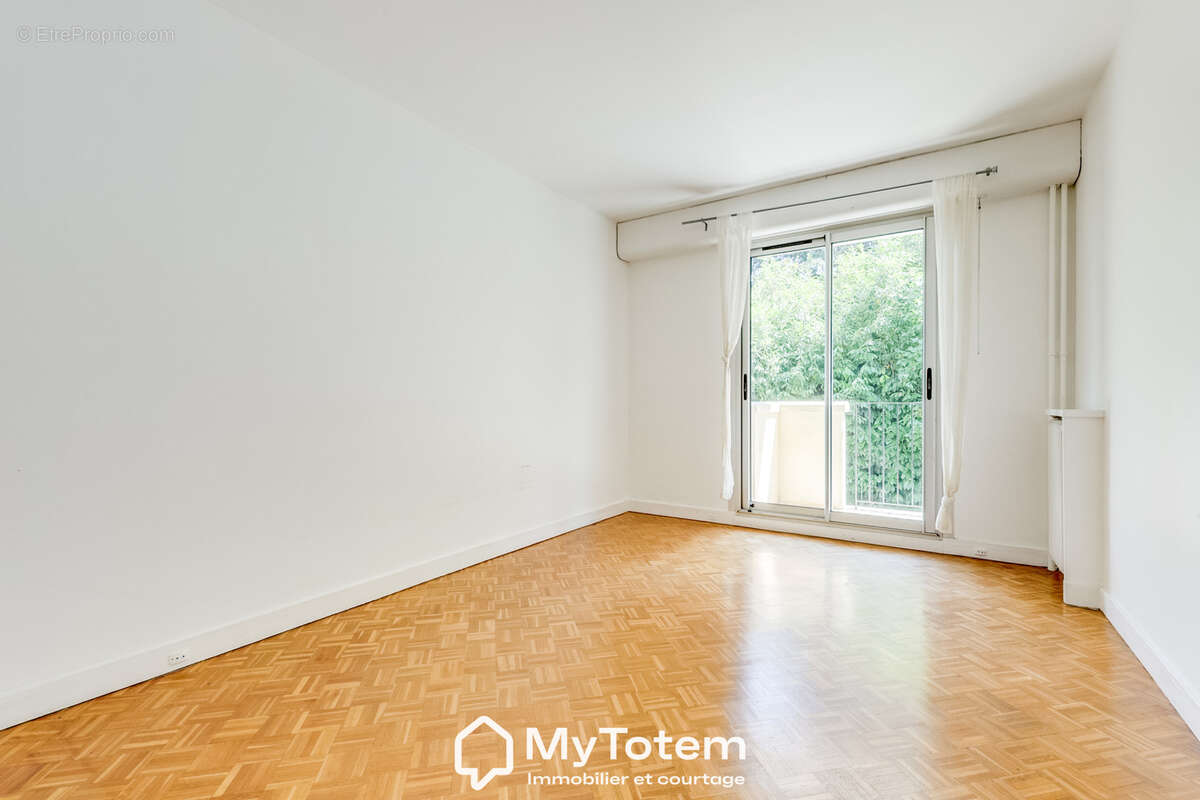 Appartement familial 4 pièces 3 chambres    100 m2   Avenue du Château, Meudon - photo 9