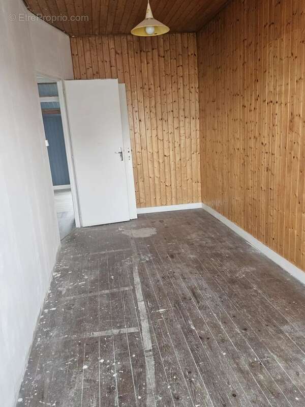 Maison à COMMEQUIERS