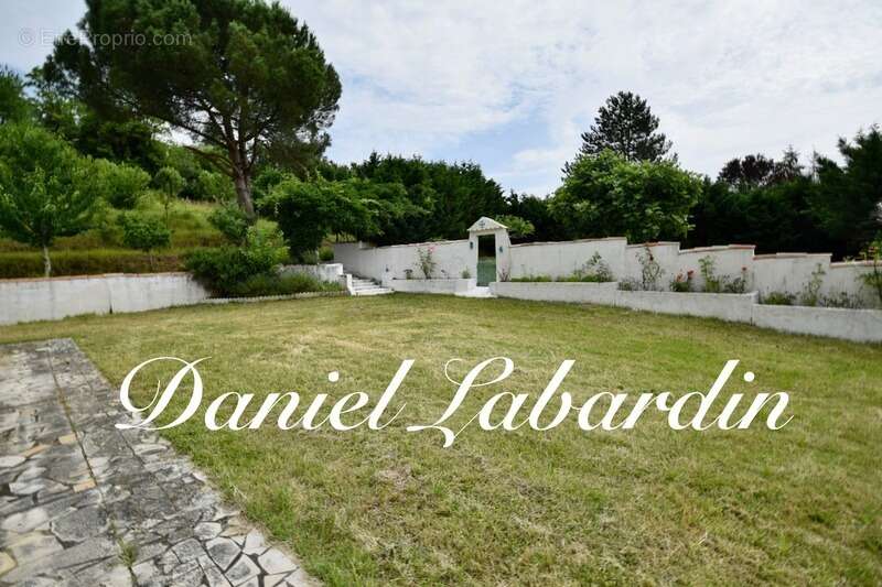 Maison à LAMOTHE-LANDERRON