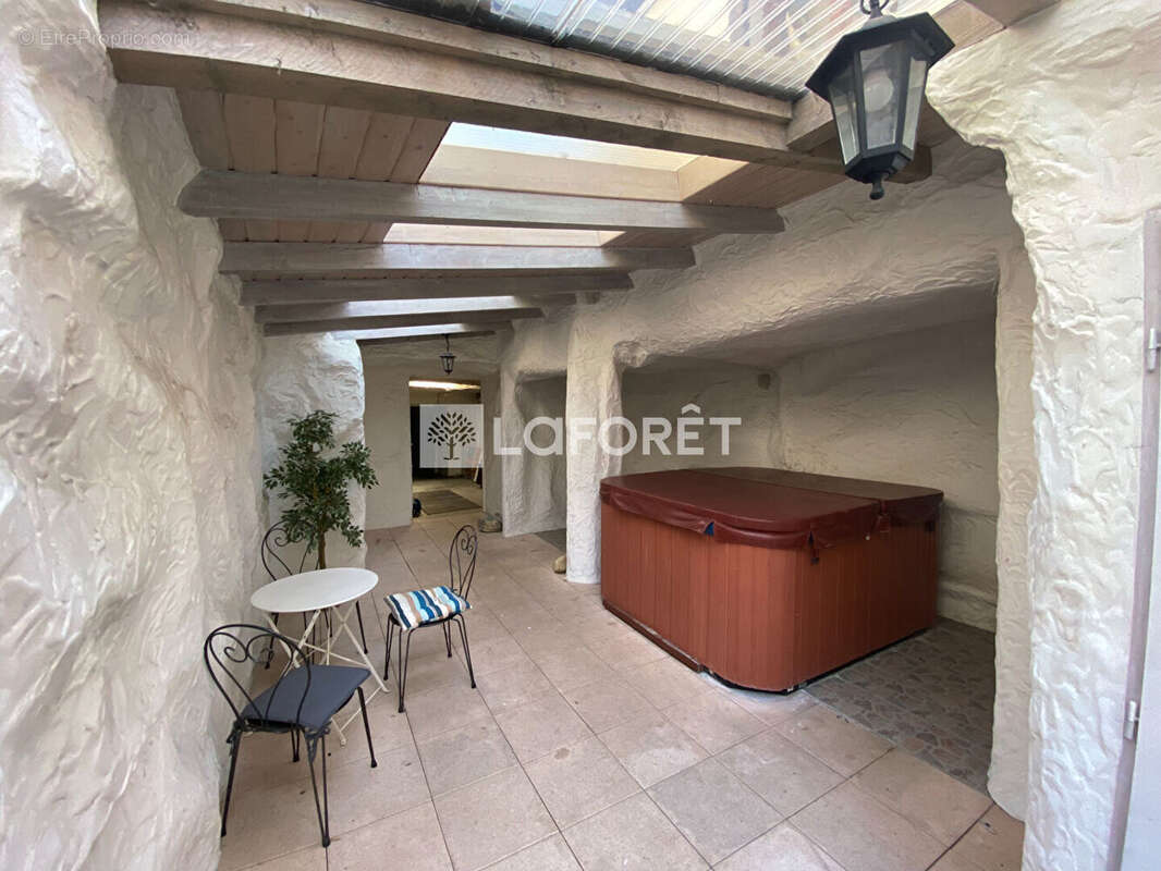 Duplex Huningue 5 pièce(s) 138 m2 - photo 14