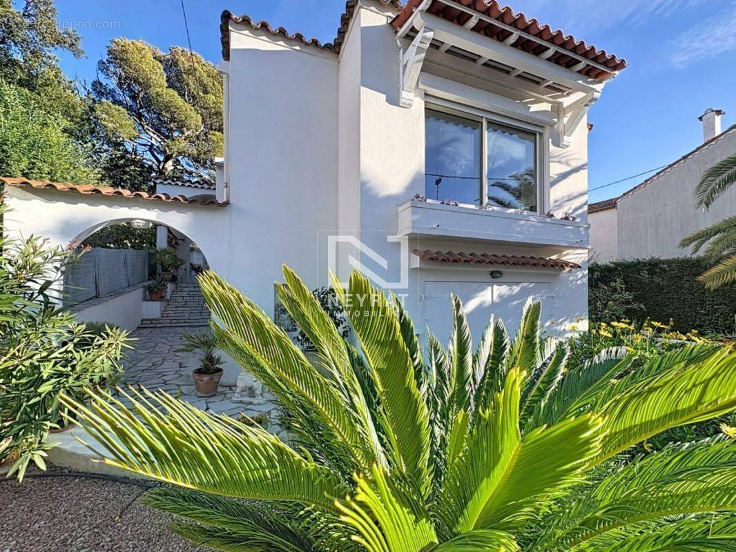 Maison à SAINT-RAPHAEL