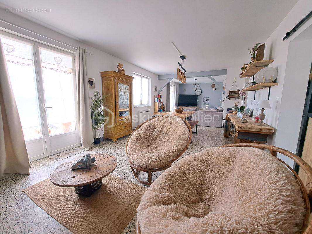 Pavillon de 5 chambnres avec tout confort de plain pied + une maison attenante a 5 minutes du centre ville du crotoy - photo 5