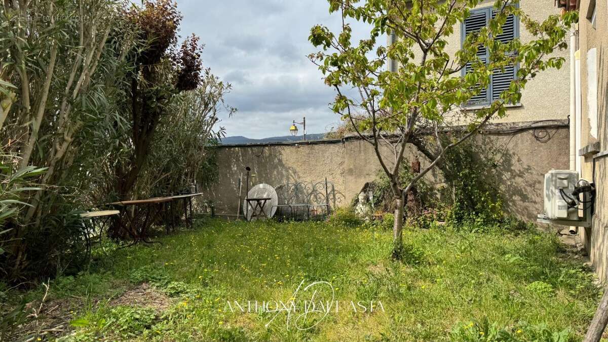 Maison à VILLENEUVE-MINERVOIS