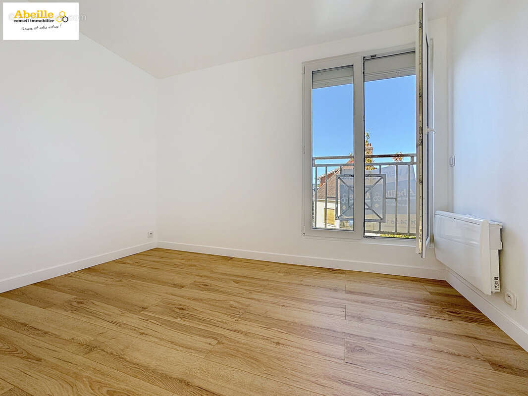 Appartement à BREUILLET