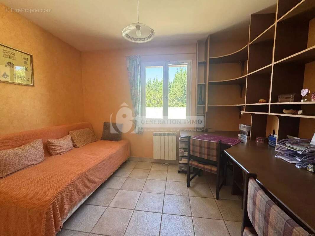 Maison à FONTVIEILLE