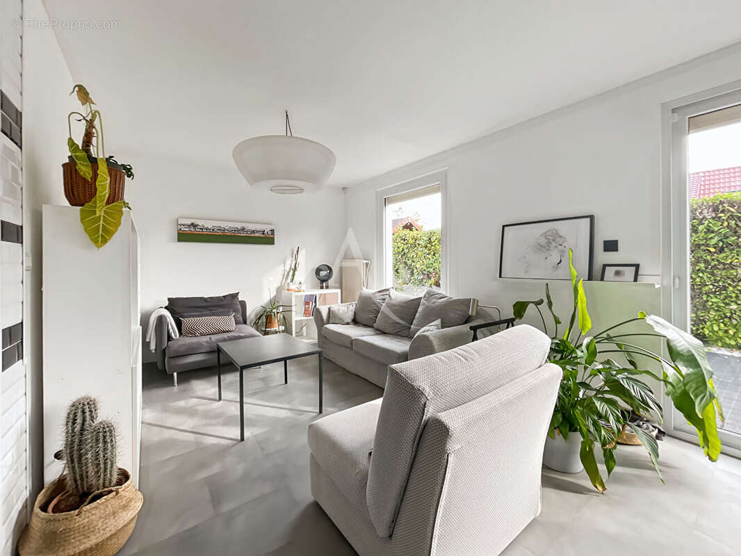 Maison à QUEVREVILLE-LA-POTERIE