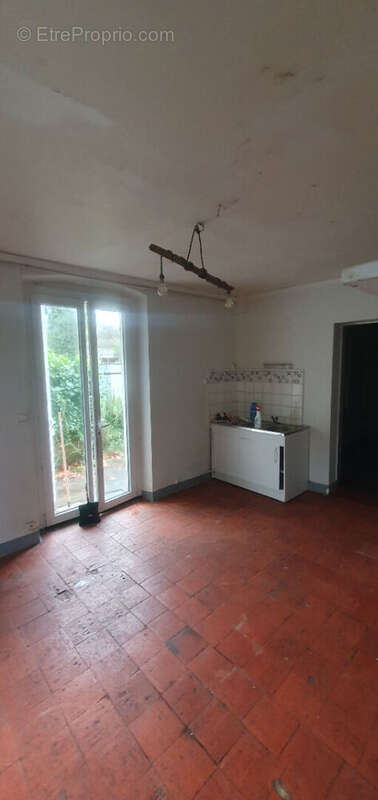 Maison à LAMOTHE-MONTRAVEL