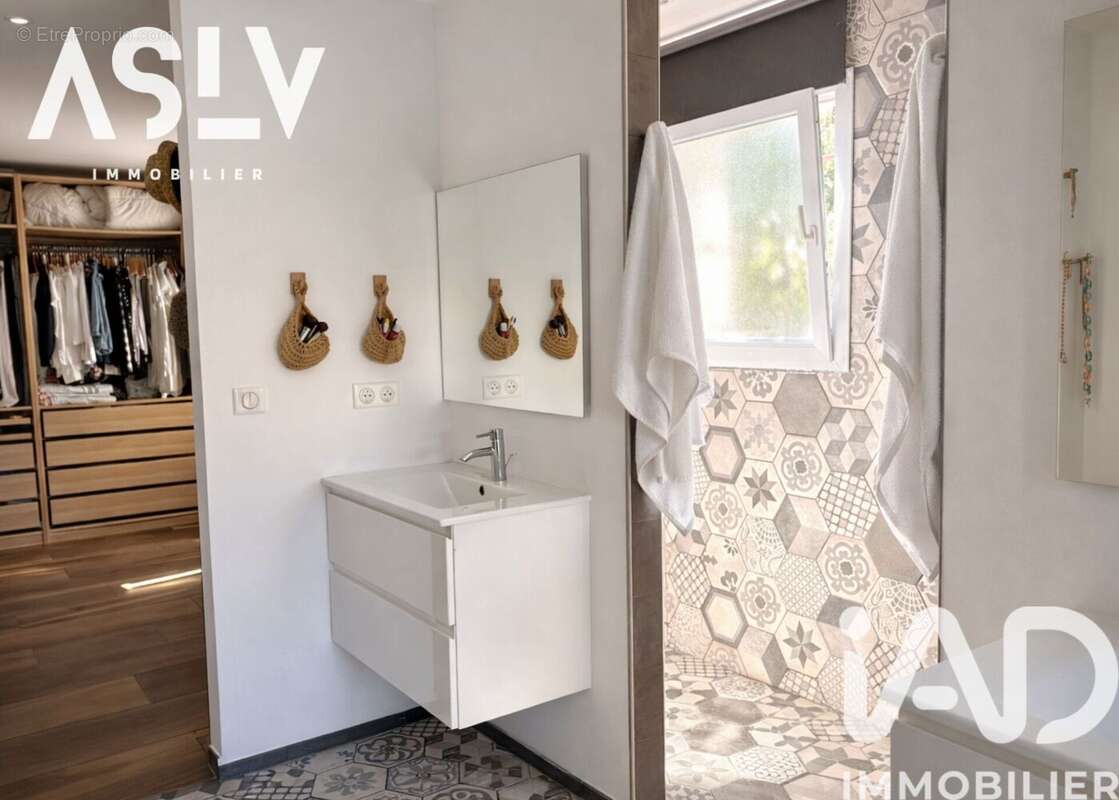 Photo 8 - Maison à SIX-FOURS-LES-PLAGES