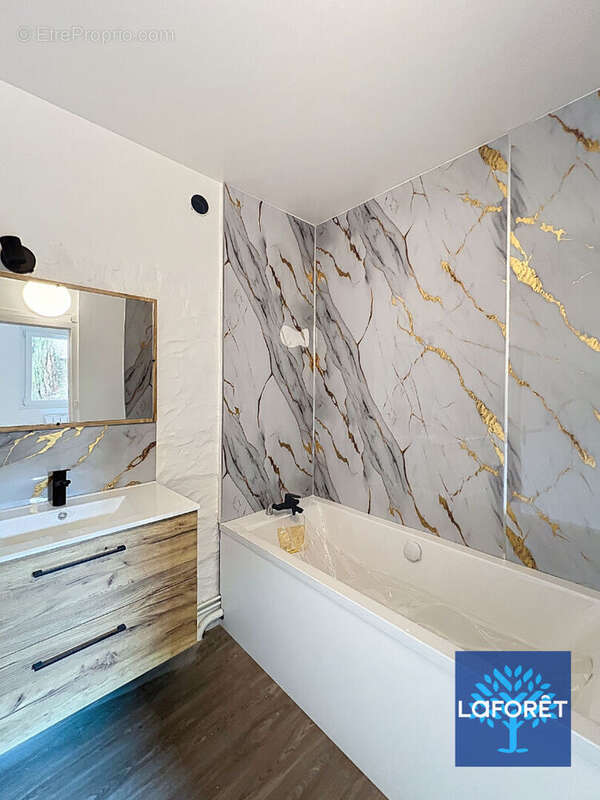 Maison à LA FERTE-ALAIS