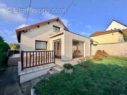 Maison à BOUSSY-SAINT-ANTOINE