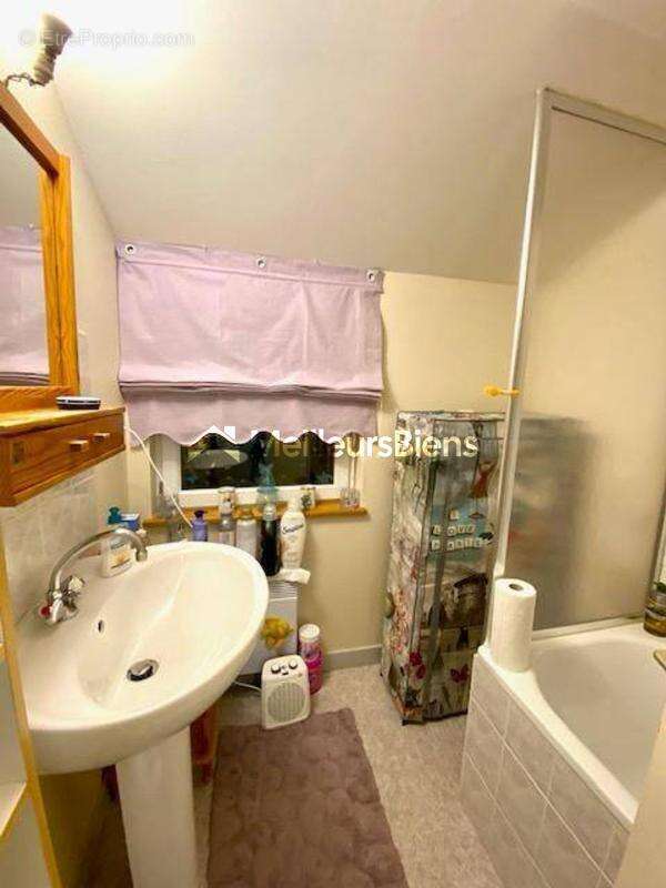 Immeuble mixte 162 m² à Trégueux, local commercial et 2 logements loués - photo 4